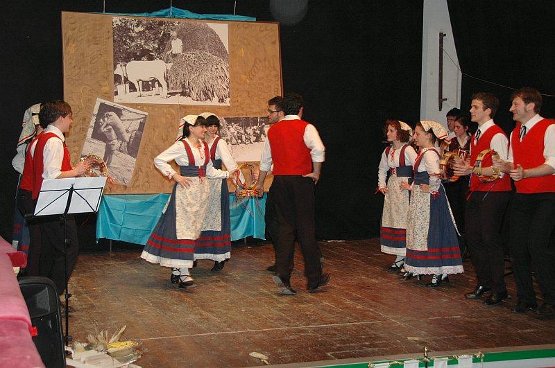 2011-04-02 spettacolo Petritoli (21).jpg